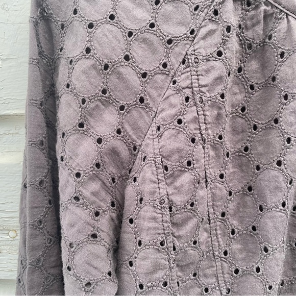True Grit Eyelet Blouse - Picture 4 of 4
